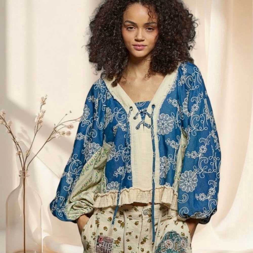 LAST ONE POL Denim & Cream Woven Floral Boho Top with Ruffle Hem